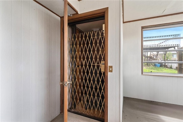 639 Scenery Dr, Elizabeth Twp/Boro, PA 15037 - elevator featuring wooden walls