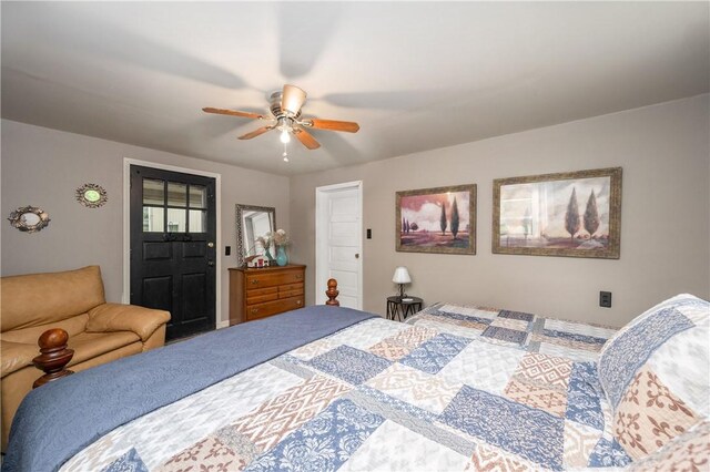 145 Robinson Pl, Perry Twp Arm, PA 16041 - bedroom with ceiling fan
