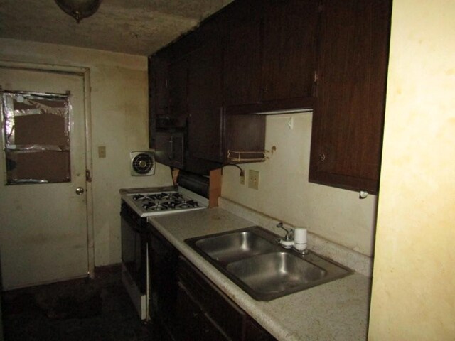 1889 Riggs Rd, South Park, PA 15129 - photo 15