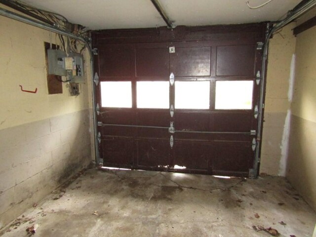 1889 Riggs Rd, South Park, PA 15129 - photo 32