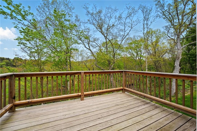 958 Cliff Mine Rd, Coraopolis, PA 15108 - view of wooden terrace