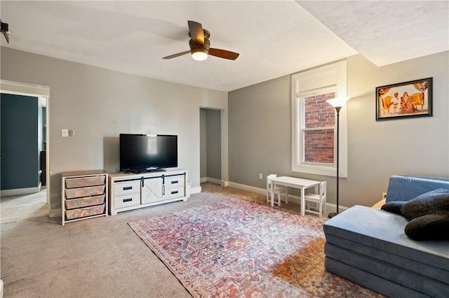615 Tripoli St, East Allegheny, PA 15212 - living room with ceiling fan and carpet