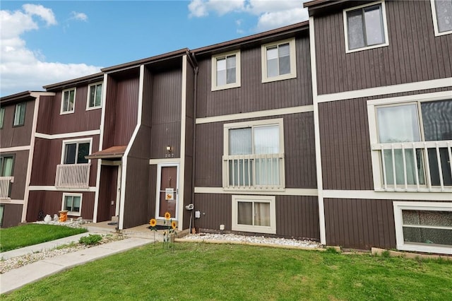 207 Parkwood Dr, Cranberry Twp, PA 16066 - view of building exterior