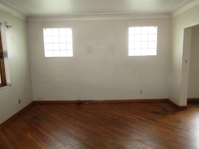 643 Indiana Ave, Glassport, PA 15045 - unfurnished room featuring hardwood / wood-style flooring and baseboards