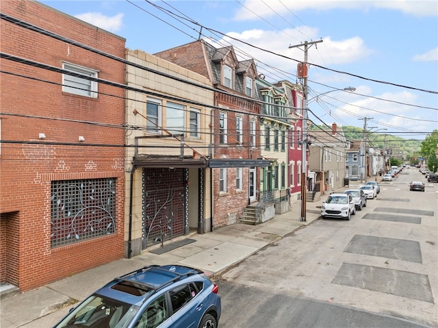view of building exterior with a residential view