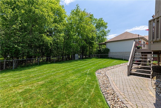 113 Seavey Highlands, Shaler, PA 15223 - view of yard with stairs