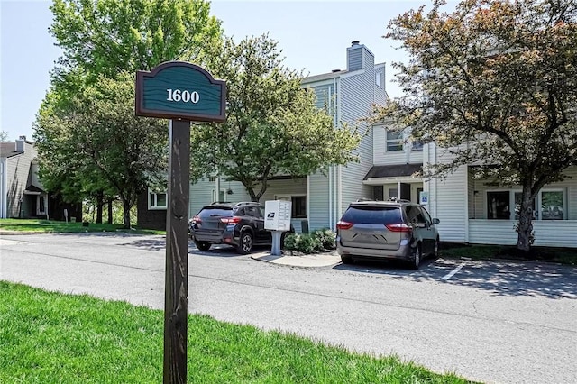1611 Kenzie Dr, Robinson Twp Nwa, PA 15205 - view of building exterior with uncovered parking