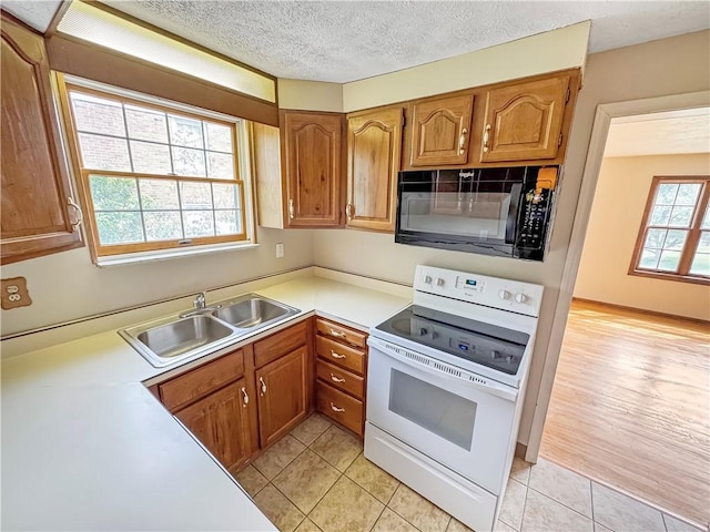 245 Constitution Dr, Pleasant Hills, PA 15236 - photo 7