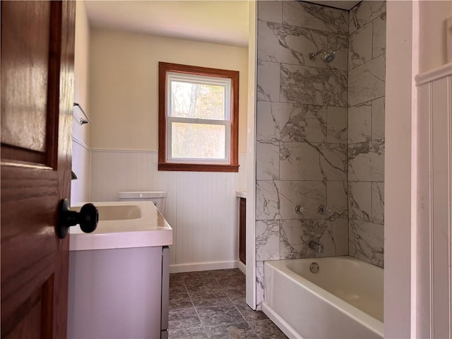 1350 George St, Hermitage, PA 16148 - full bathroom featuring vanity, wainscoting, shower / washtub combination, and baseboards