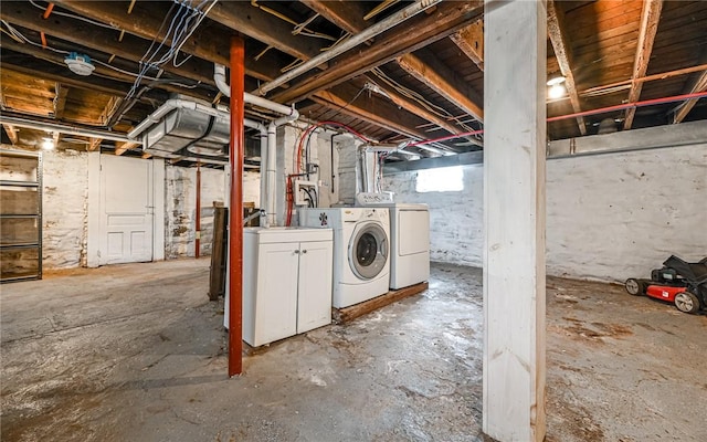 608 Broad St, Sewickley, PA 15143 - basement featuring washing machine and clothes dryer
