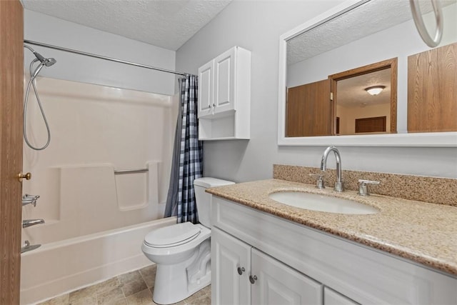 567 Brandywine Dr, Cranberry Twp, PA 16066 - full bathroom with a textured ceiling, toilet, shower / bathtub combination with curtain, and vanity