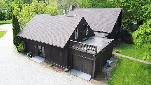 aerial view of property and surrounding area