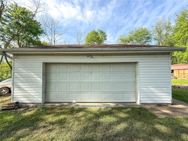 155 Elm St, Saint Clair Twp, PA 15954 - view of detached garage