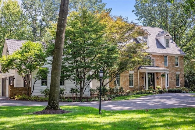 904 Champlain Pl, Adams Twp, PA 15044 - view of front of home with stone siding and a front yard