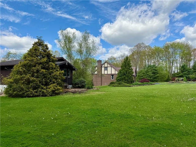 111 Mccall Rd, Franklin Twp But, PA 16001 - view of green lawn