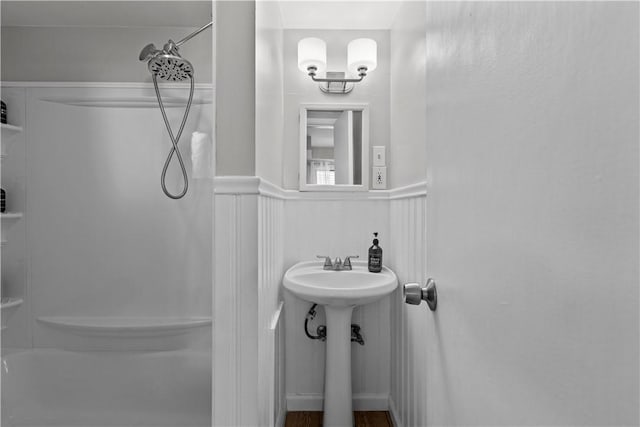 2611 Jane St, South Side, PA 15203 - full bathroom featuring wainscoting, a sink, and shower / bathtub combination