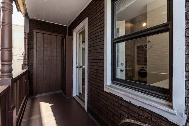 2611 Jane St, South Side, PA 15203 - balcony with covered porch