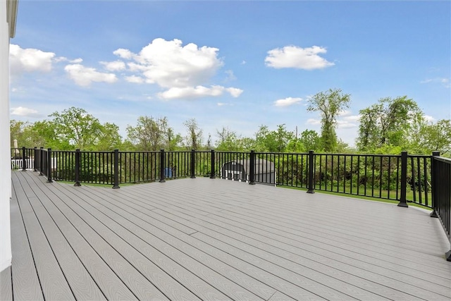 921 Bideford Dr, South Park, PA 15129 - view of wooden terrace