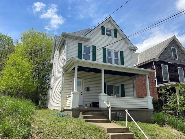 view of front facade with covered porch
