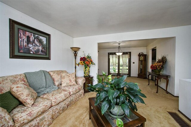 living area with carpet