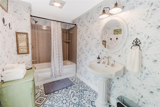 154 E Kittanning St, W/N Mahoning Twps, PA 16256 - bathroom with wallpapered walls, shower / tub combination, and tile patterned floors