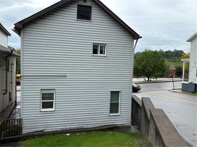view of property exterior