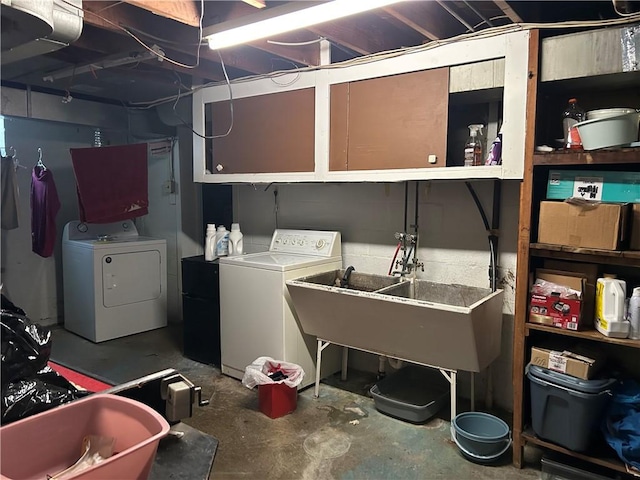 316 Franklin Dr, Peters Twp, PA 15241 - unfinished basement with independent washer and dryer and a sink