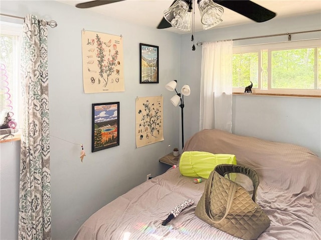 829 Cottonwood Dr, Monroeville, PA 15146 - bedroom with a ceiling fan