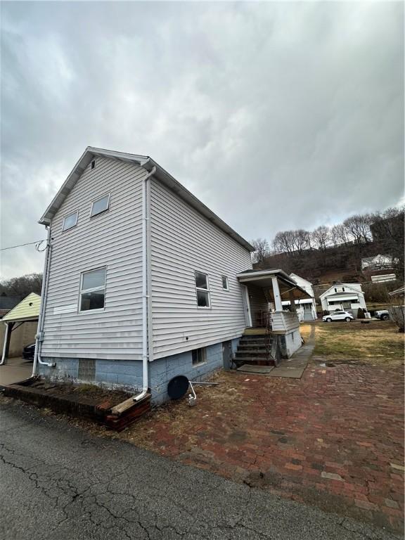 view of side of property