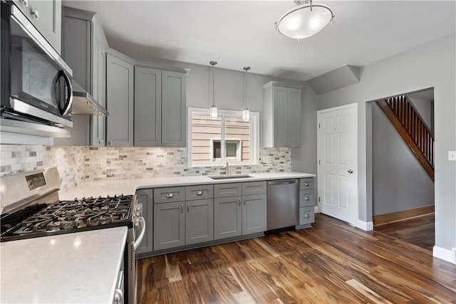 716 Center Ave N, Charleroi, PA 15022 - kitchen with appliances with stainless steel finishes, a sink, and gray cabinets