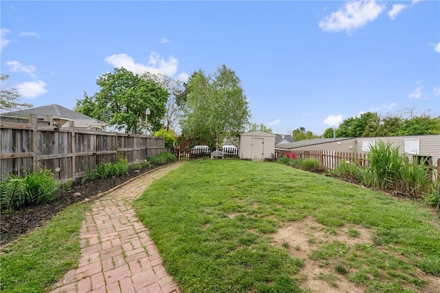 363 Highland Ave, West View, PA 15229 - view of yard featuring a shed and an outdoor structure