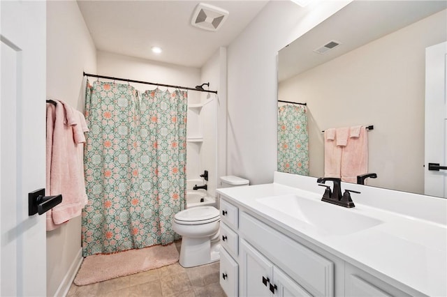 full bath featuring vanity, toilet, shower / tub combo, and baseboards