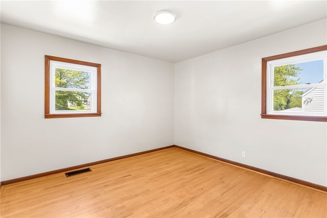 800 Smith Ave, Sharon, PA 16146 - empty room with light wood-style floors and baseboards
