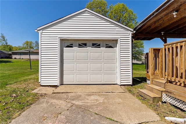 800 Smith Ave, Sharon, PA 16146 - detached garage with concrete driveway