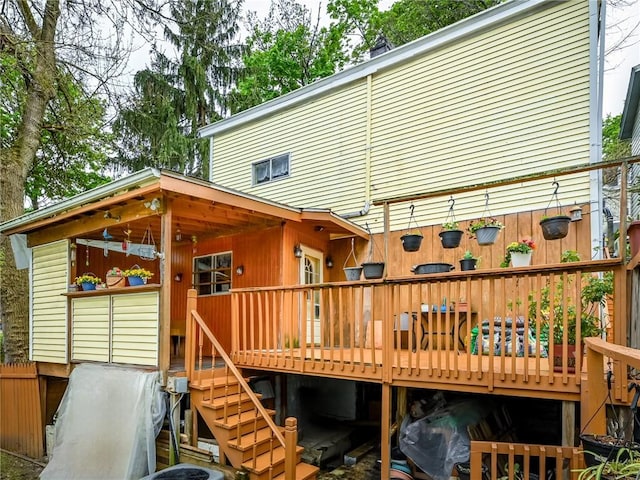 5 Carrie St, Rear, Fineview, PA 15212 - rear view of house with a wooden deck