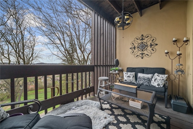 balcony featuring an outdoor hangout area