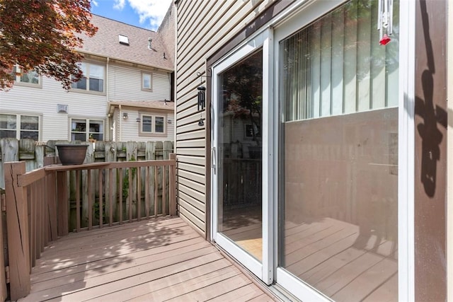 607 Tripoli St, Central North Side, PA 15212 - view of wooden terrace