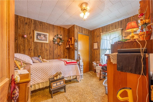 135 Oak Forest Rd, New Freeport, PA 15316 - carpeted bedroom with wood walls