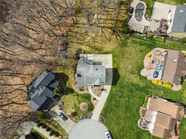 aerial view of property and surrounding area