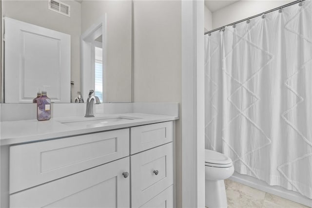 521 Cambridge Ct, Pine Twp Nal, PA 15090 - bathroom featuring toilet and vanity
