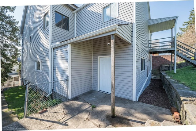 61 Greenbush St, Mt Washington, PA 15211 - view of exterior entry with a patio area