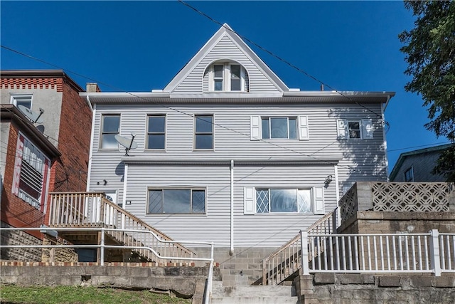 61 Greenbush St, Mt Washington, PA 15211 - back of property featuring stairs