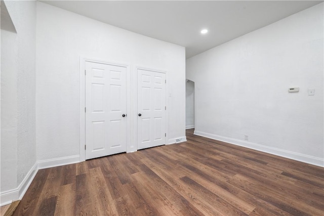 59 Greenbush St, Mt Washington, PA 15211 - unfurnished bedroom with wood finished floors and recessed lighting