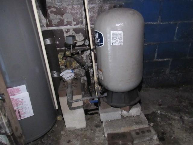 428 Grindstone Rd, Jefferson Twp Fay, PA 15442 - utilities with gas water heater