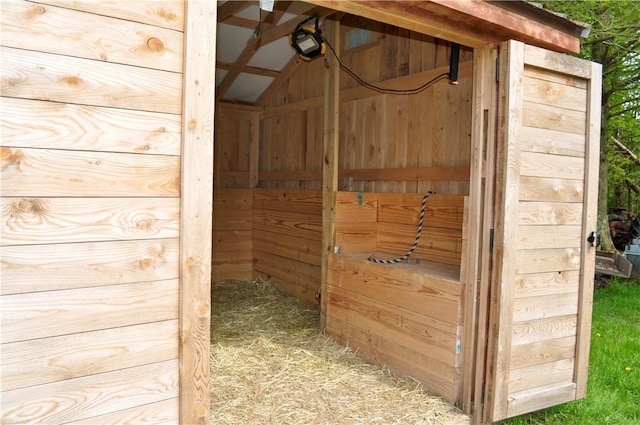 3344 Orangeville Rd, South Pymatuning Twp, PA 16150 - view of stable