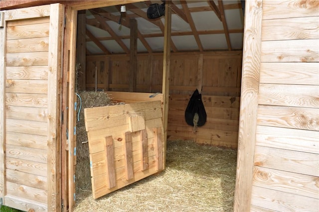 3344 Orangeville Rd, South Pymatuning Twp, PA 16150 - view of horse barn