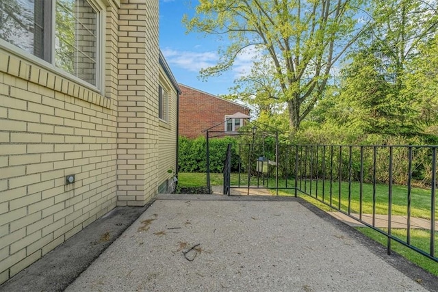 417 Orchard Dr, Mt Lebanon, PA 15228 - view of patio