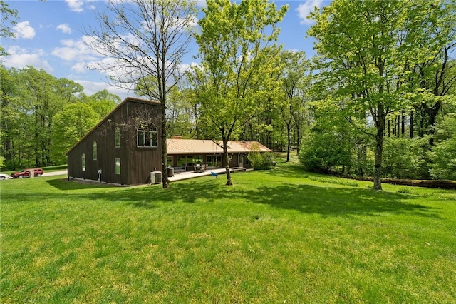 view of grassy yard