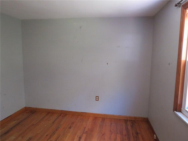 973 Glen Hayes Dr, Moon/Crescent Twp, PA 15046 - spare room featuring wood finished floors and baseboards
