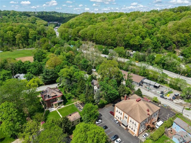 1010 Glenshaw Ave, Shaler, PA 15116 - aerial view of a heavily wooded area